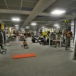 Szálloda Set