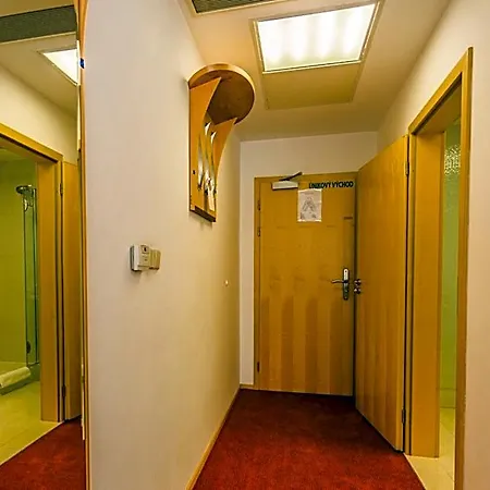 Set Hotel Pressburg