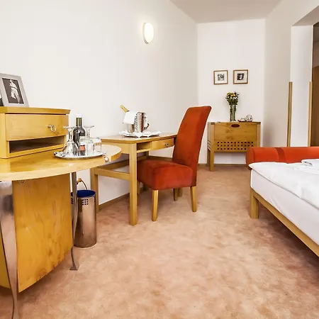 Set Otel 4*
