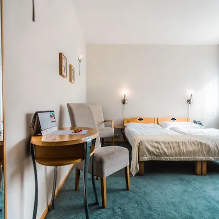 Otel Set 4*