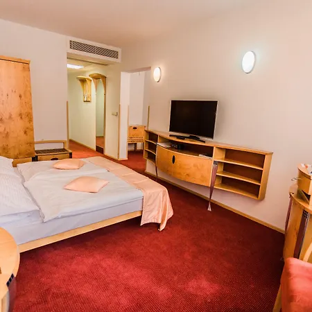 Otel Set