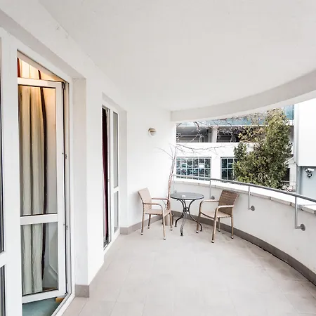 Set Братислава